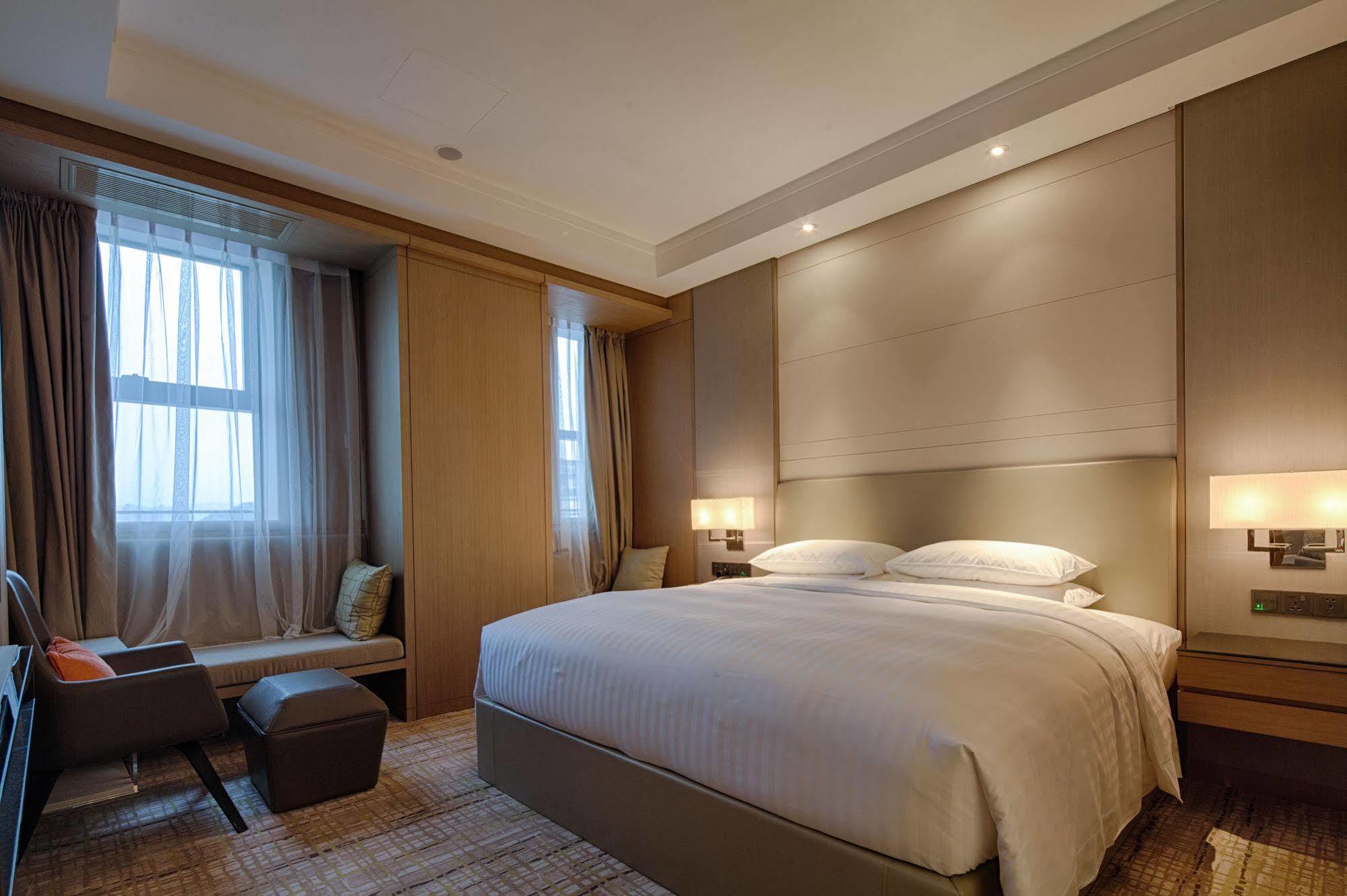 Courtyard By Marriott Xinchang מראה חיצוני תמונה